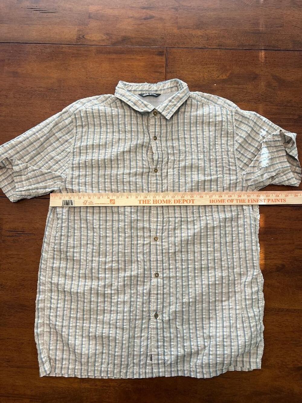 Mens The North Face Short Sleeve Button Up Shirt, Size L
